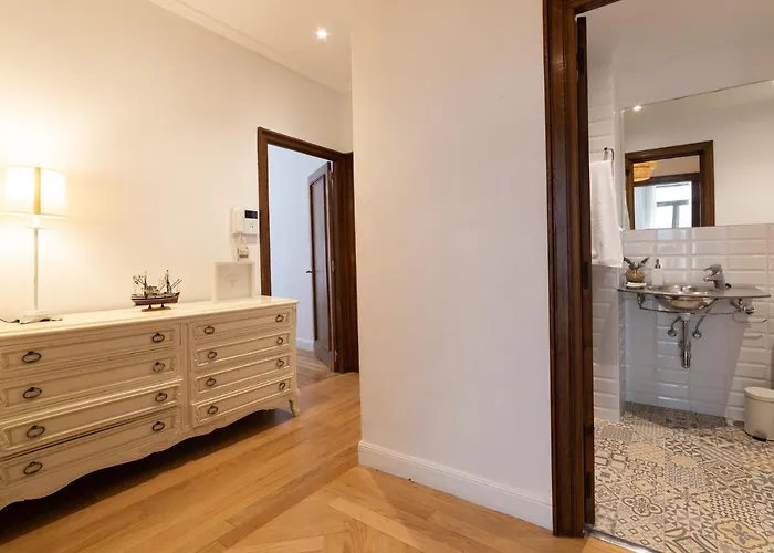 La Concha Cozy Balcony By Cisan San Sebastian