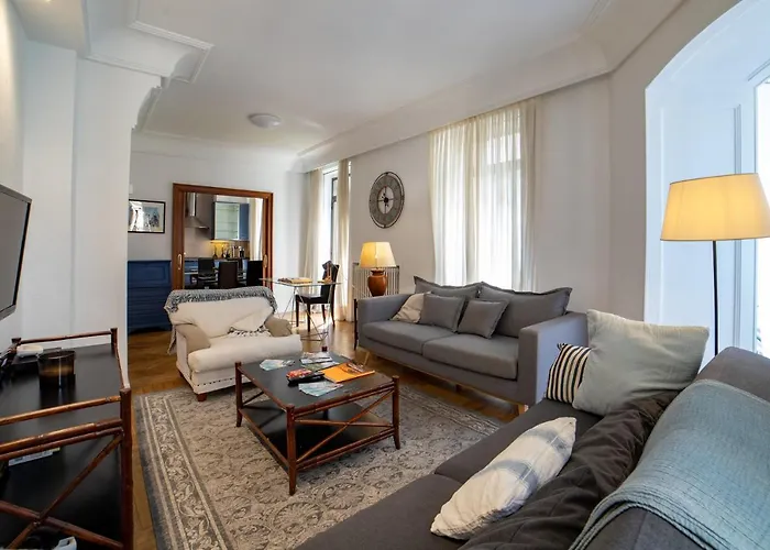 La Concha Cozy Balcony By Cisan سان سيباستيان